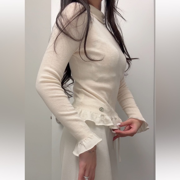 Cream Ruffle Hem Turtleneck Sweater - Picture 3 of 6